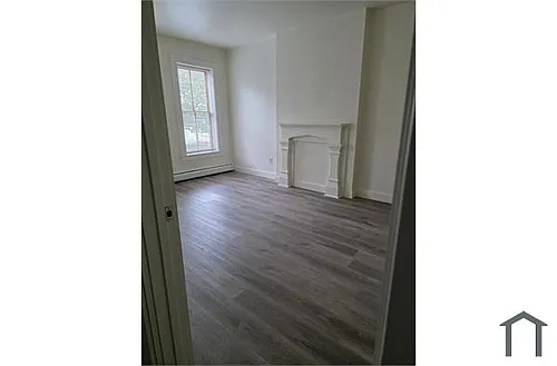 539 Howard Ave Photo 1
