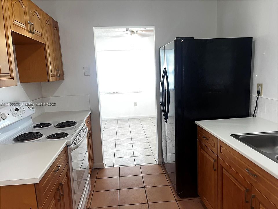 1st image of 15813 NW 38th Ct #15813