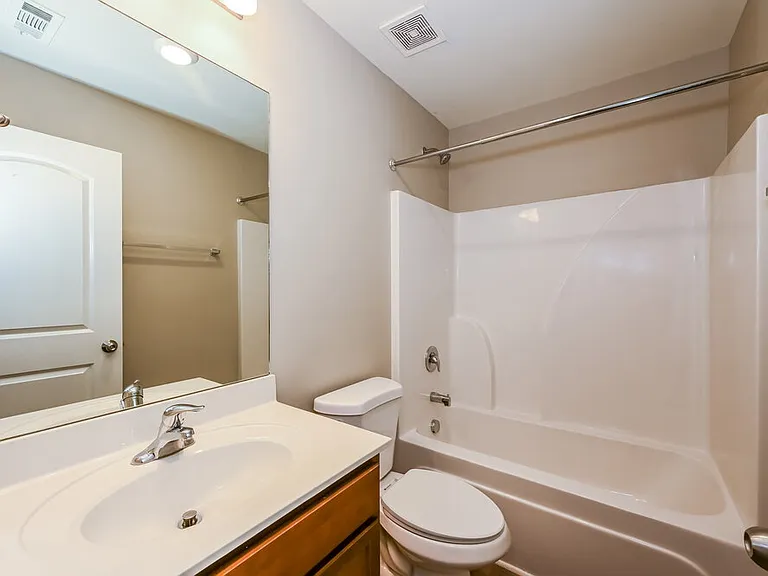3735 Burdette Way — Photo 16
