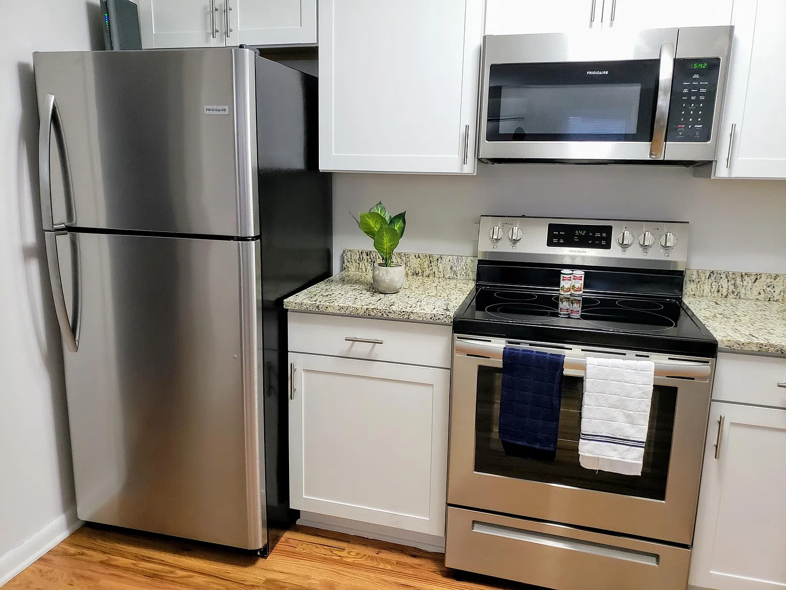 1 bed, 600 sqft, $1,795 — Photo 2
