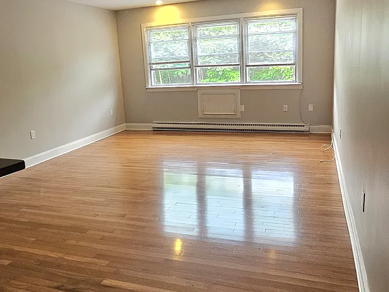 43-45 Barnes Ave #B6 — Photo 3