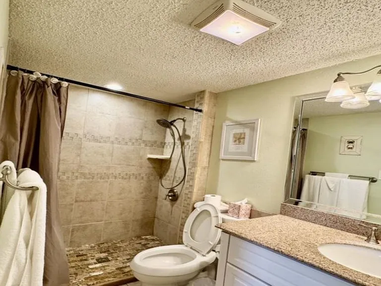 1912 Gulf Blvd #109 — Photo 12