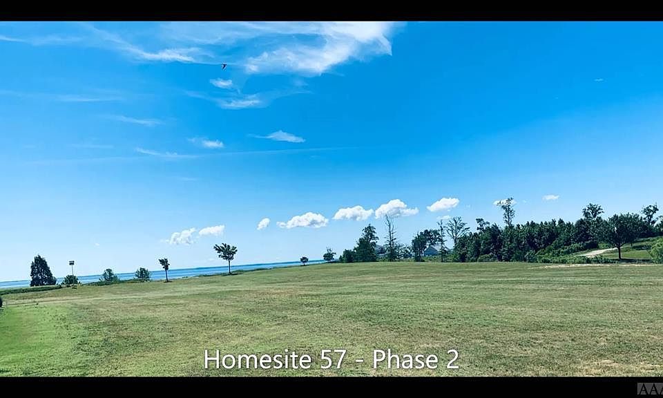 1st image of 142 E Royal Way