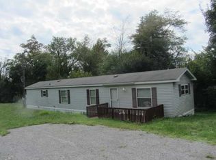 1257 Brown Rd, Ellwood City, PA 16117
