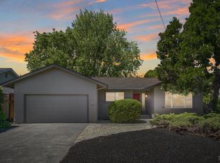 1611 Lang Ct, Santa Rosa, CA 95401