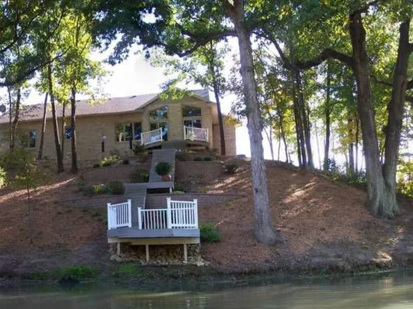 5425 S 24th St, Quincy, IL 62305