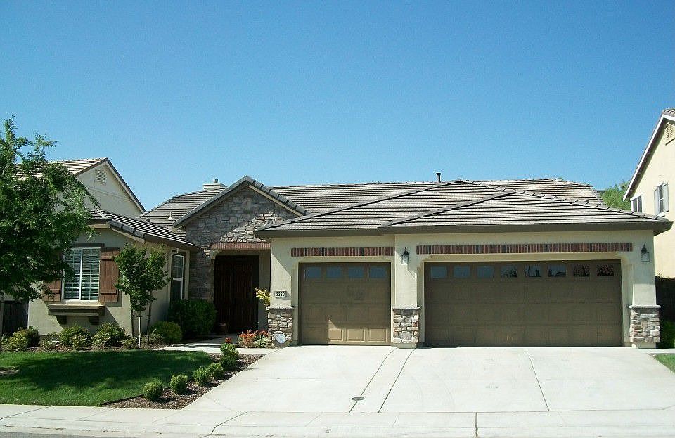 1st image of 2220 Mount Errigal Ln
