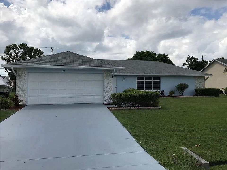 1st image of 422 SE Galleon Ln