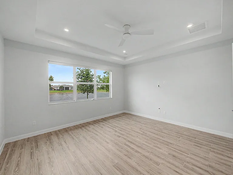 9856 SW Isabelline Dr — Photo 8