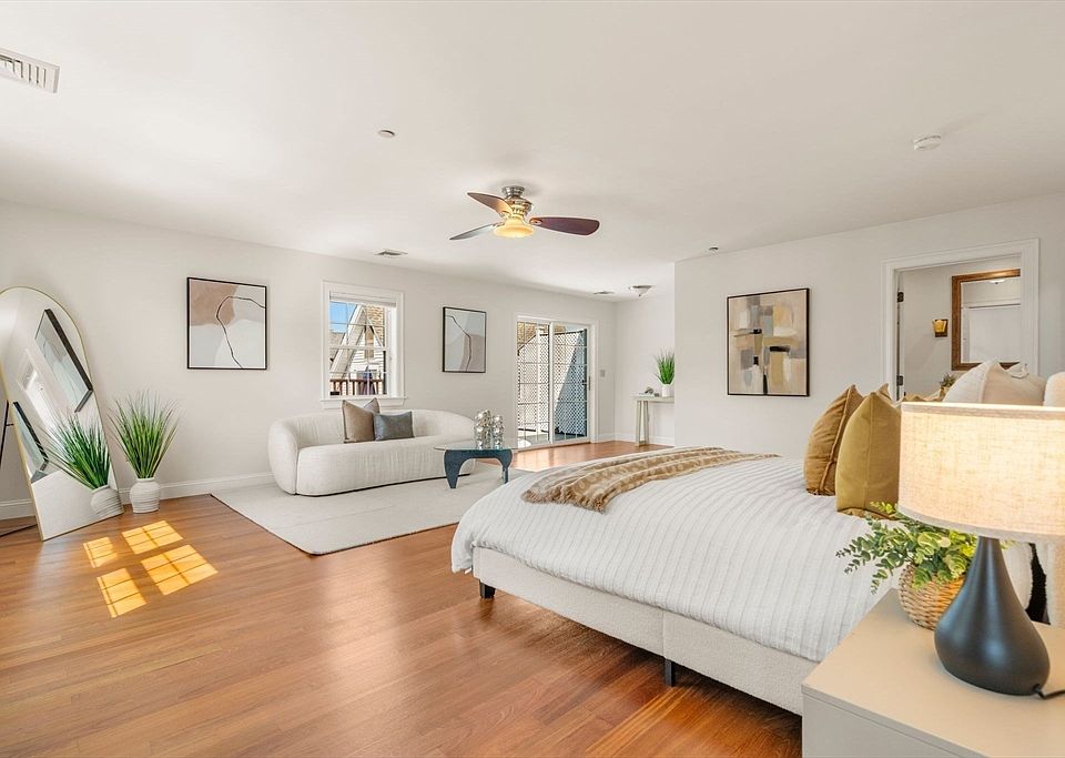 1st image of 39 Fenton St Unit 7