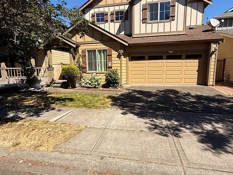 6023 Discovery St E — Photo 1