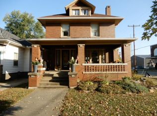 405 Blackman St, Clinton, IN 47842