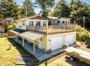 5555 4th St NW, Tillamook, OR 97141