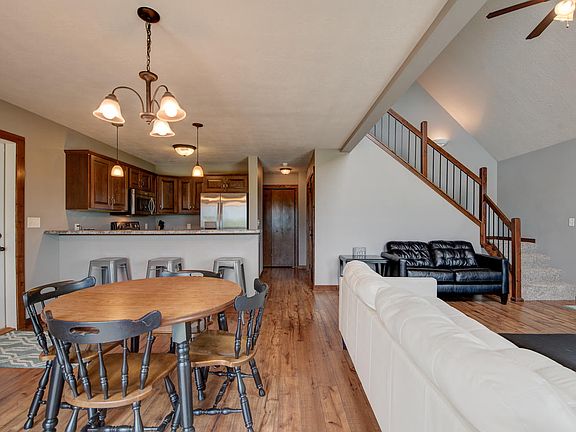 3rd image of 290 240th Ave #281
