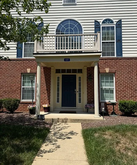 14107 Vintage Ln — Photo 2