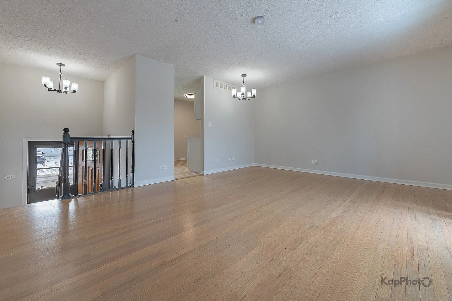 3 bed, 1.5 bath, $2,800 — Photo 4