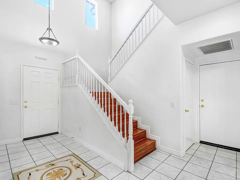 14680 Indian Wells Rd