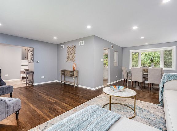 4th image of 1034 Pine Ave