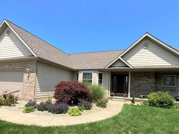 803 Ravenwood Ct, Mason, MI 48854