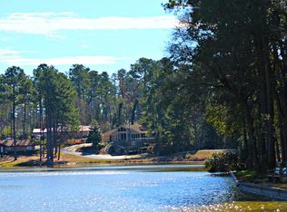 3858 Spring Dr, Huntsville, TX 77340