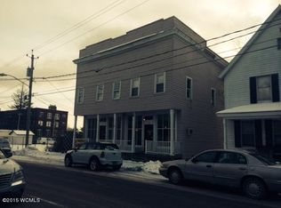55 Lawrence St, Glens Falls, NY 12801