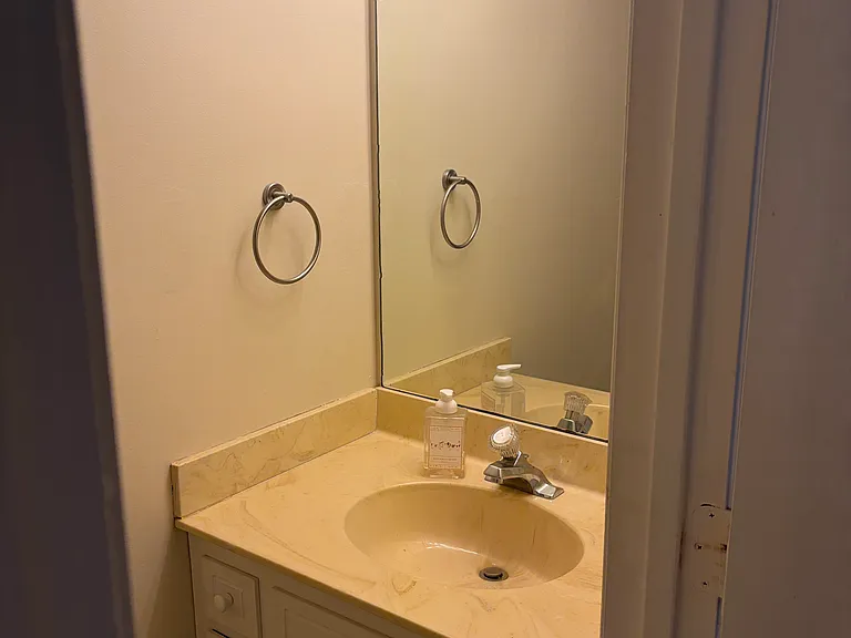 304 Brentwood Pointe #I — Photo 11