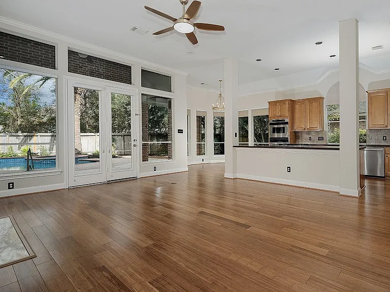 38 Eagle Mead Pl — Photo 11