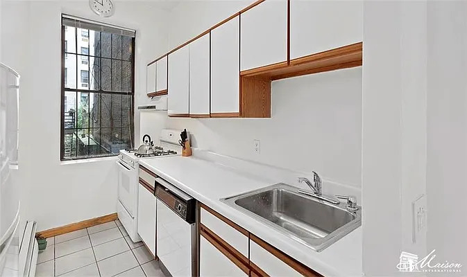 Rented by Compass | media 3