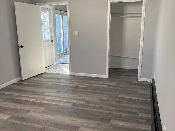 14228 Telegraph Rd #2, Flat Rock, MI 48134