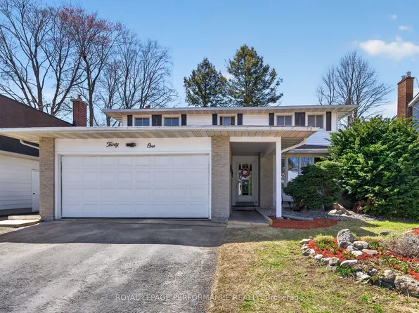 31 Northpark Dr, Ottawa, ON K1B 3R7