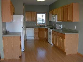 4th image of 1890 111th Ave NE