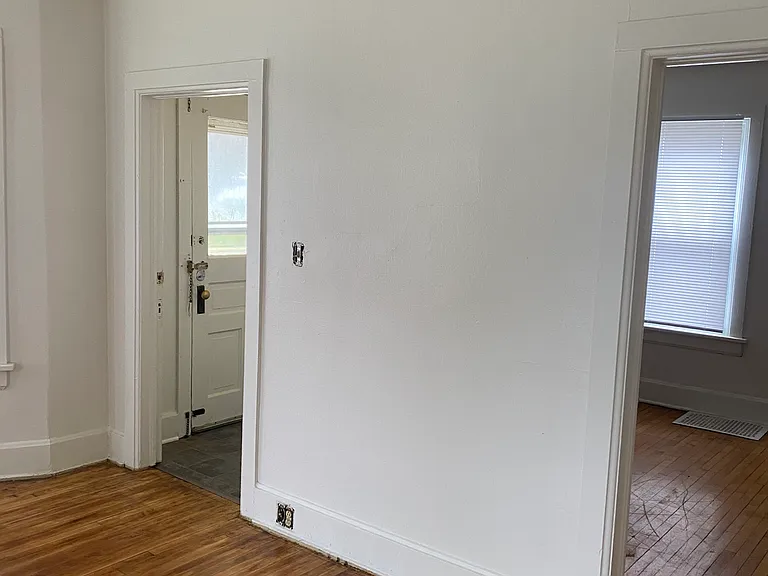 4311 Sheridan Rd #1 — Photo 4