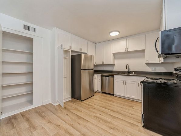 5474 Reservoir Dr #B-10