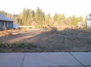 817 C Carmen Dr, Mount Shasta, CA 96067
