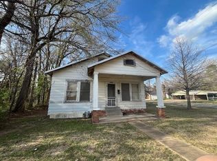 3304 Levin St, Alexandria, LA 71301