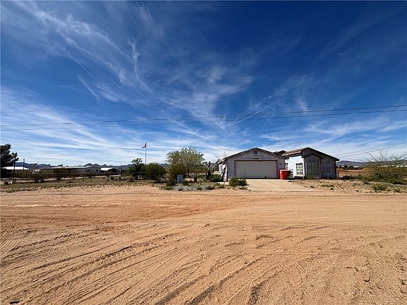 4th image of 3871 N Mormon Flat Rd