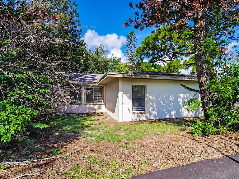225 Bayhead Dr — Photo 16