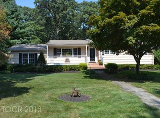 205 Overlook Pl, Mahwah, NJ 07430