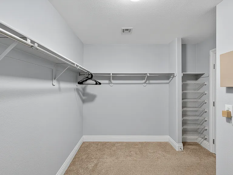 9157 Sunken Meadow Ave — Photo 9
