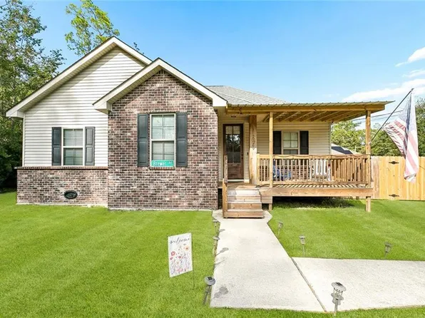 29269 Elm Dr, Lacombe, LA 70445