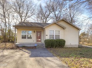 1516 E 5th St, Joplin, MO 64801