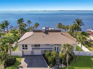 3908 Bayside Dr, Bradenton, FL 34210