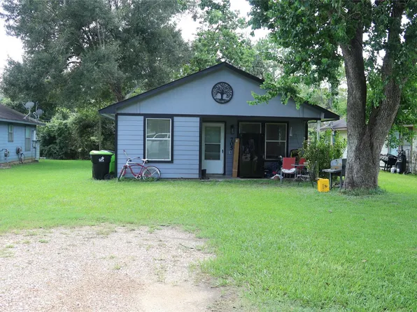 705 N 4th St, Richmond, TX 77469