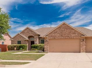 1409 White Ash St, Saginaw, TX 76131