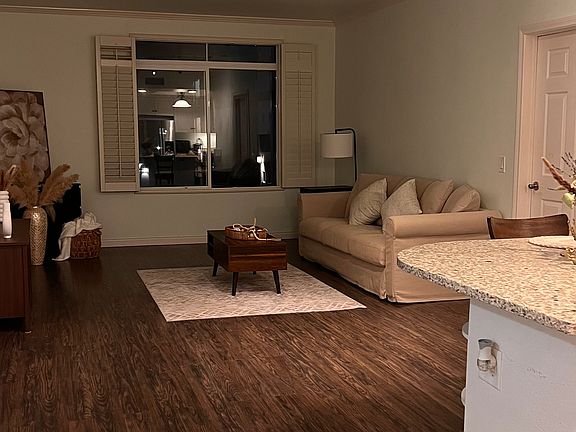 5th image of 9237 Regents Rd #208
