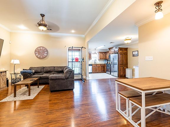 2nd image of 107 Essence Ave