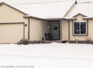 1237 Sumac Ln, Holt, MI 48842