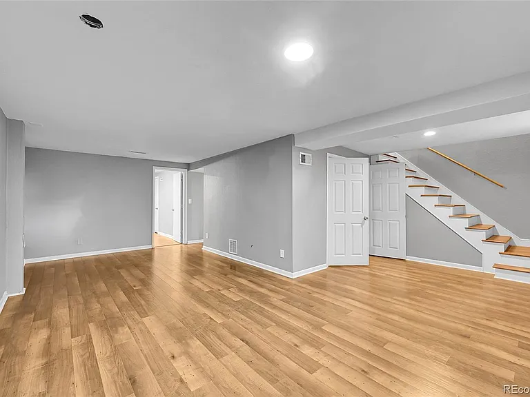 5635 Nebraska Way — Photo 21