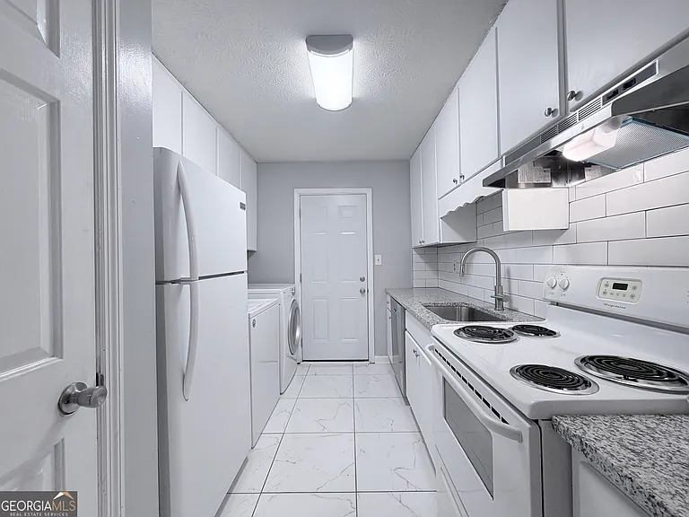 110 Ramble Hills Way — Photo 4