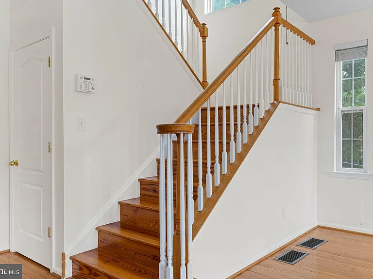 13100 Bustleton Ave — Photo 16